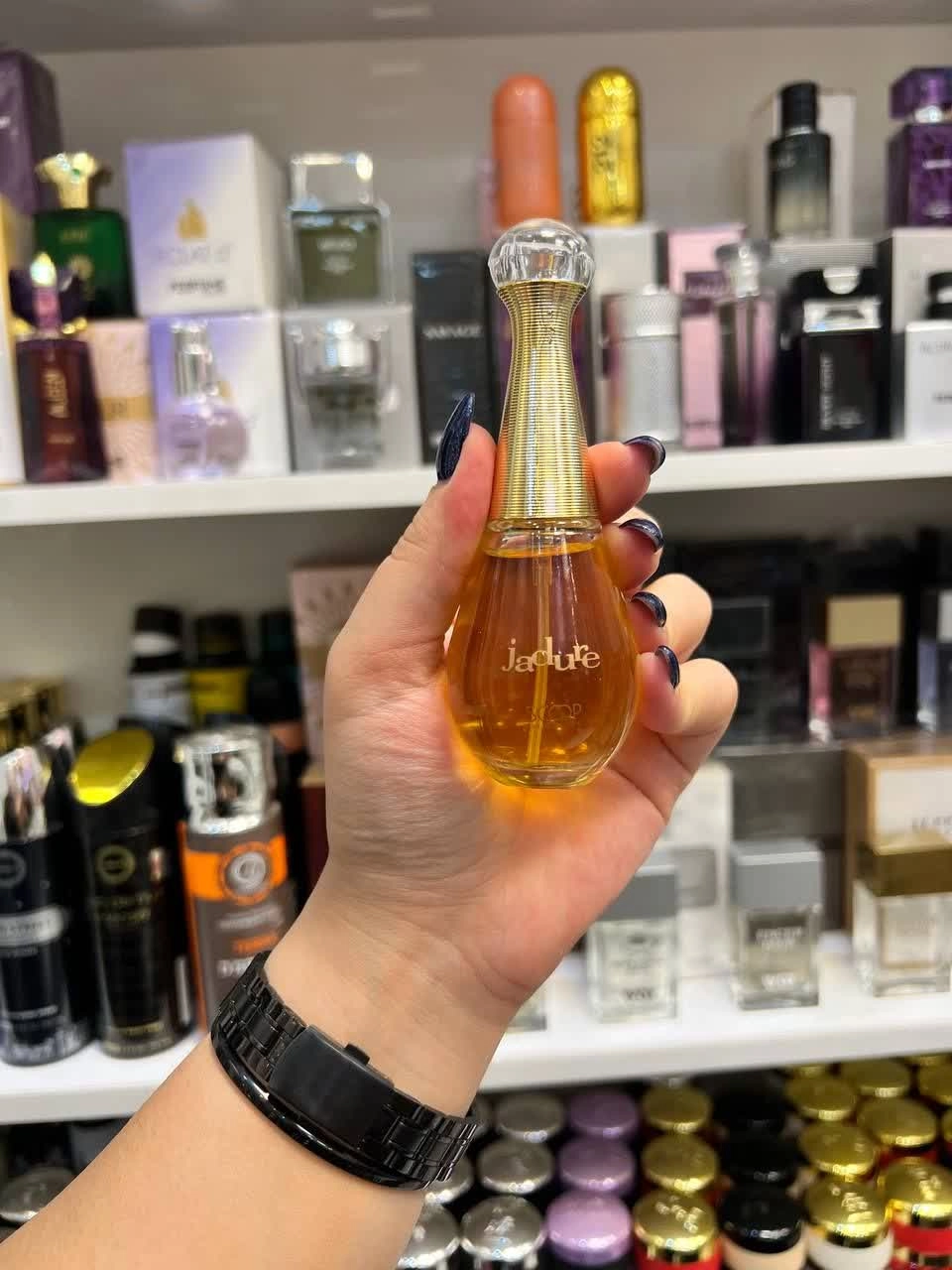 عطر زنانه کریستین دیور جادور ادوپرفیوم ۲۵ میل